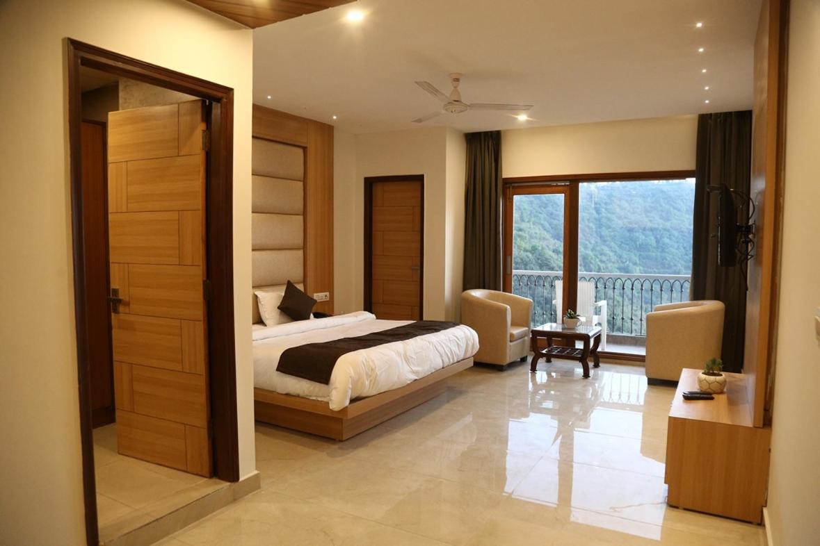Shining Hills Hotell Mussoorie Eksteriør bilde