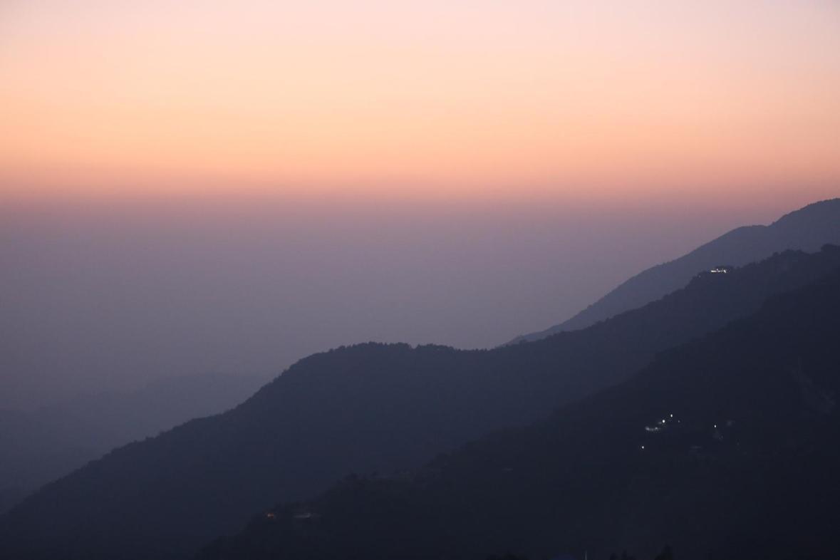 Shining Hills Hotell Mussoorie Eksteriør bilde
