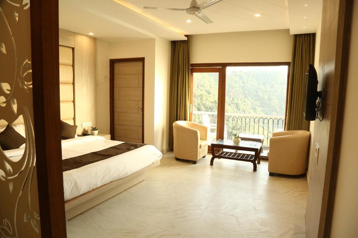Shining Hills Hotell Mussoorie Eksteriør bilde